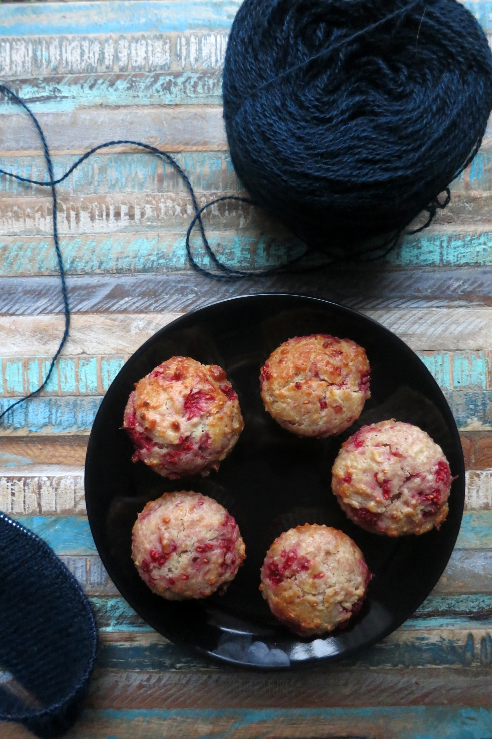 Mid-knitting snacks: Raspberry and Coconut Cupcakes